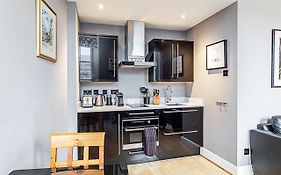 Chic Farringdon Flat